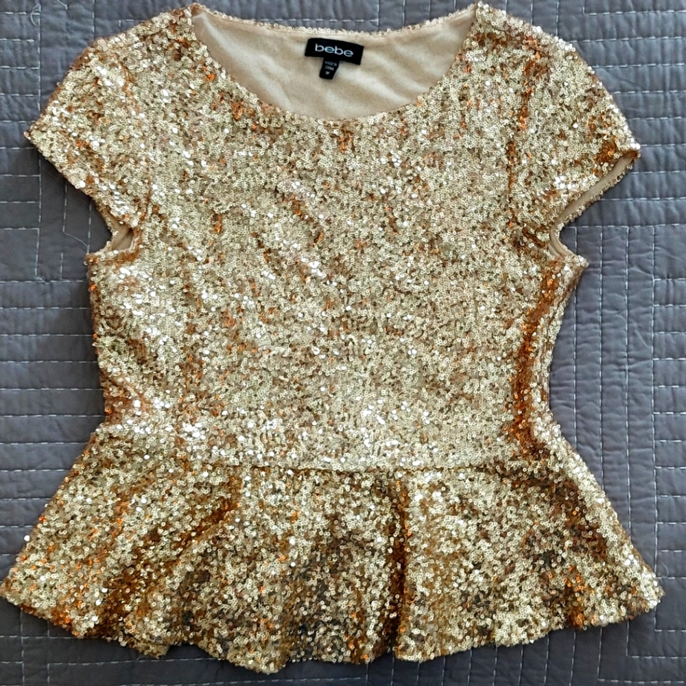 🥂 BEBE Gold Sequin Peplum Top